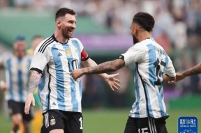 梅西重要时刻重返赛场，塞尔维亚队带队取胜！赛场气氛高涨的简单介绍九游在线玩游戏